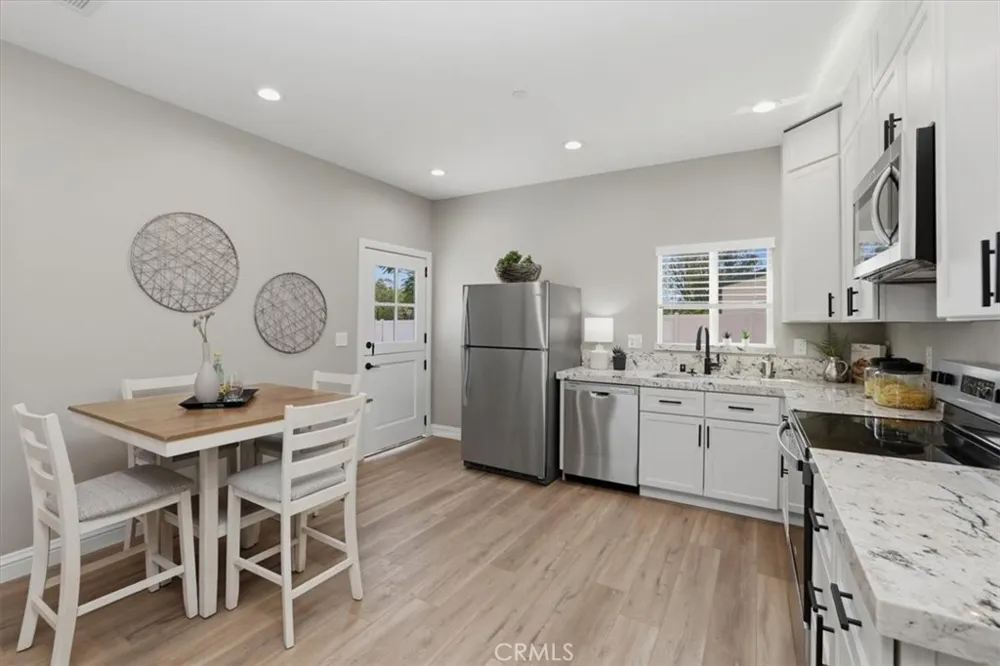3038 2nd unit A Norco, CA 92860