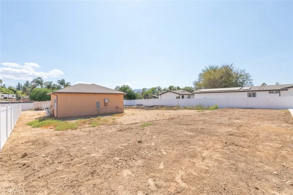 3038 2nd unit A Norco, CA 92860