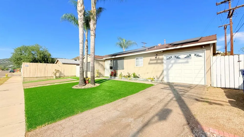 1605 Mollison Avenue El Cajon, CA 92021