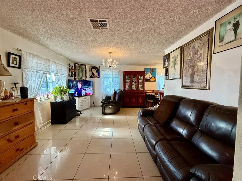 11822 Mac Murray Street Garden Grove, CA 92841