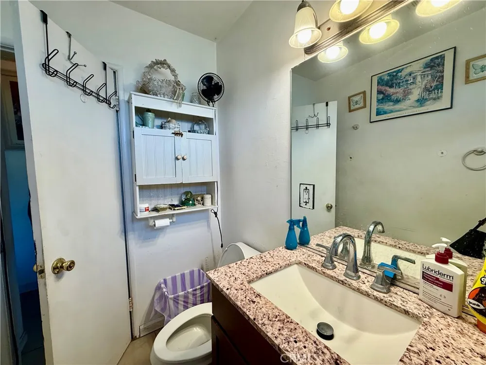 11822 Mac Murray Street Garden Grove, CA 92841