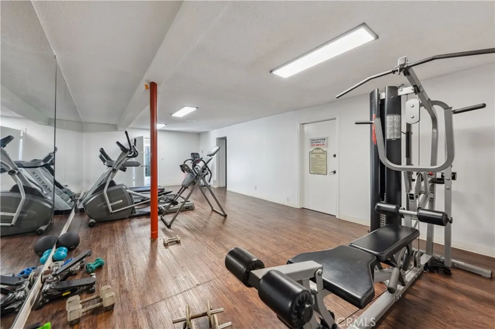 3649 Emerald Street #220 Torrance, CA 90503