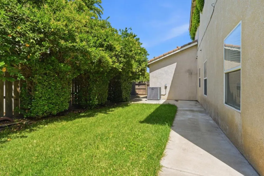 3712 Bold Ruler Court Modesto, CA 95355