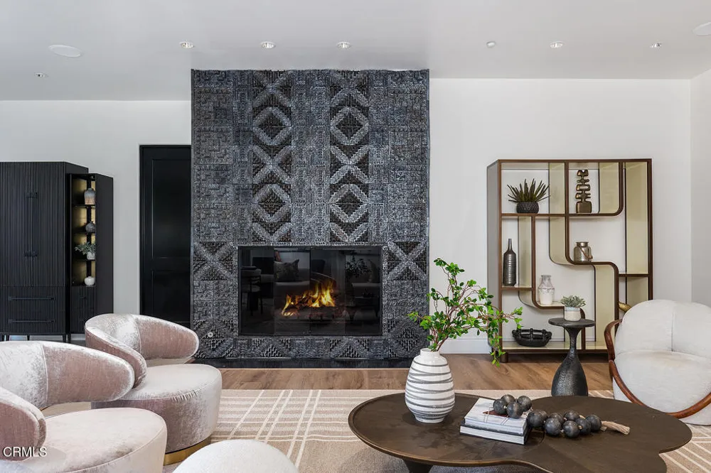 345 E Colorado Boulevard #203 Pasadena, CA 91101