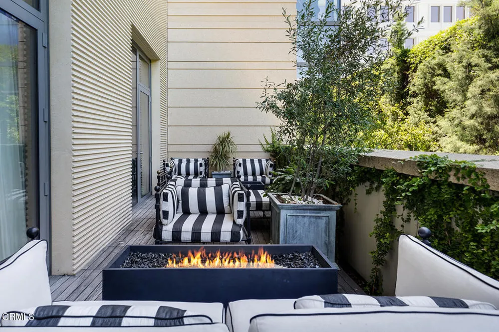 345 E Colorado Boulevard #203 Pasadena, CA 91101