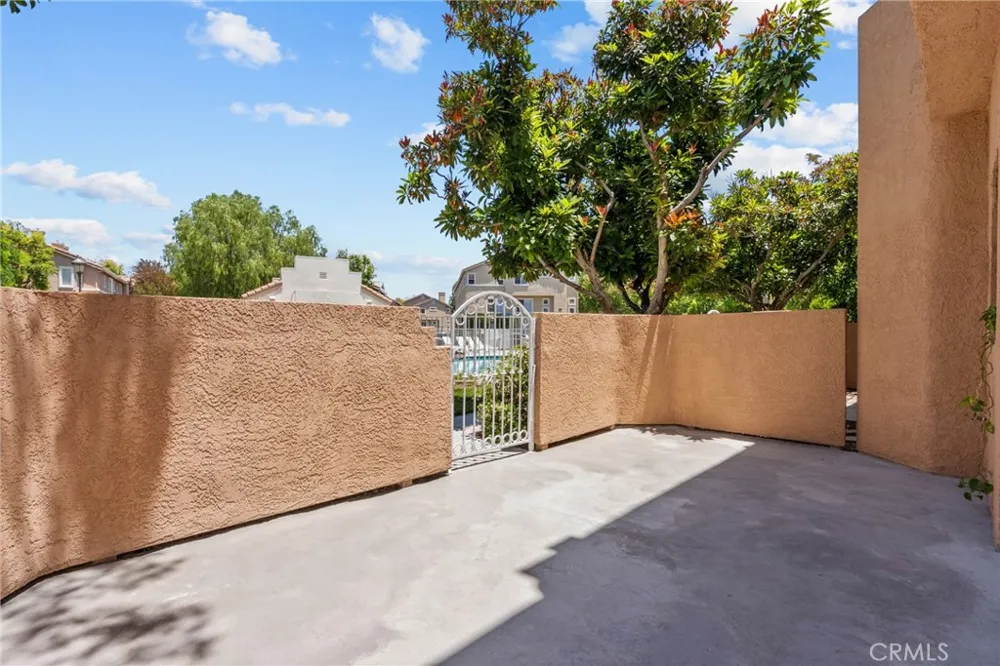 25511 Schubert Cir #142 B Stevenson Ranch, CA 91381