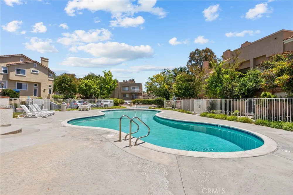 25511 Schubert Cir #142 B Stevenson Ranch, CA 91381