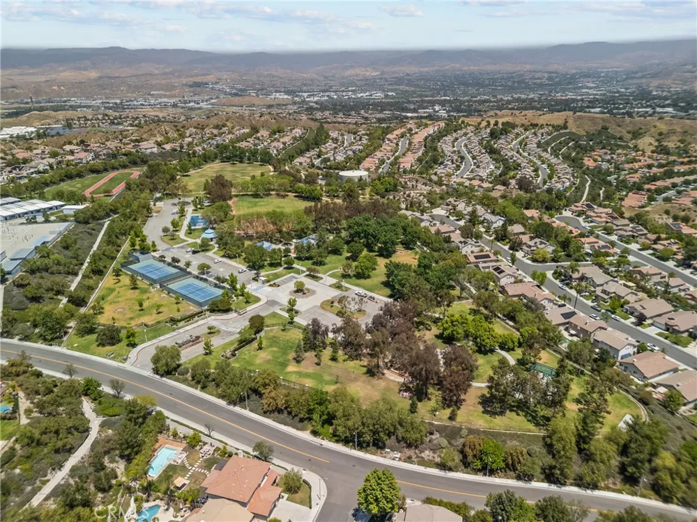 25511 Schubert Cir #142 B Stevenson Ranch, CA 91381