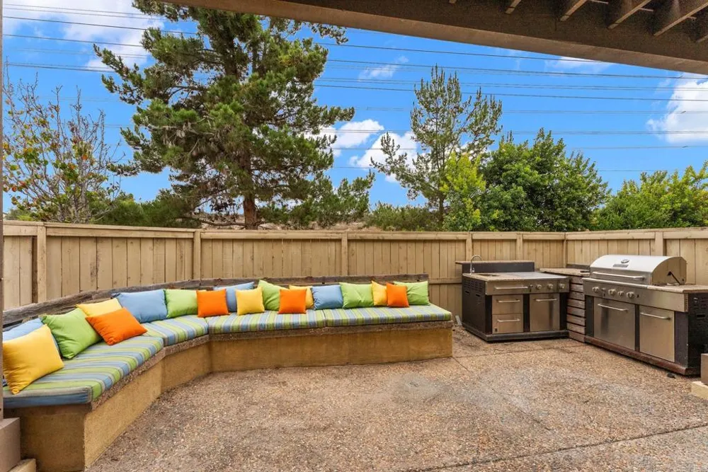 1347 Caminito Agostino #2 Chula Vista, CA 91915