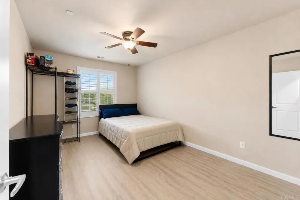 1347 Caminito Agostino #2 Chula Vista, CA 91915