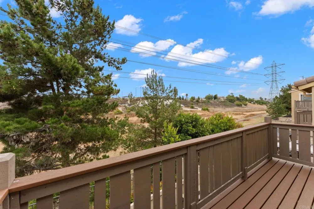 1347 Caminito Agostino #2 Chula Vista, CA 91915