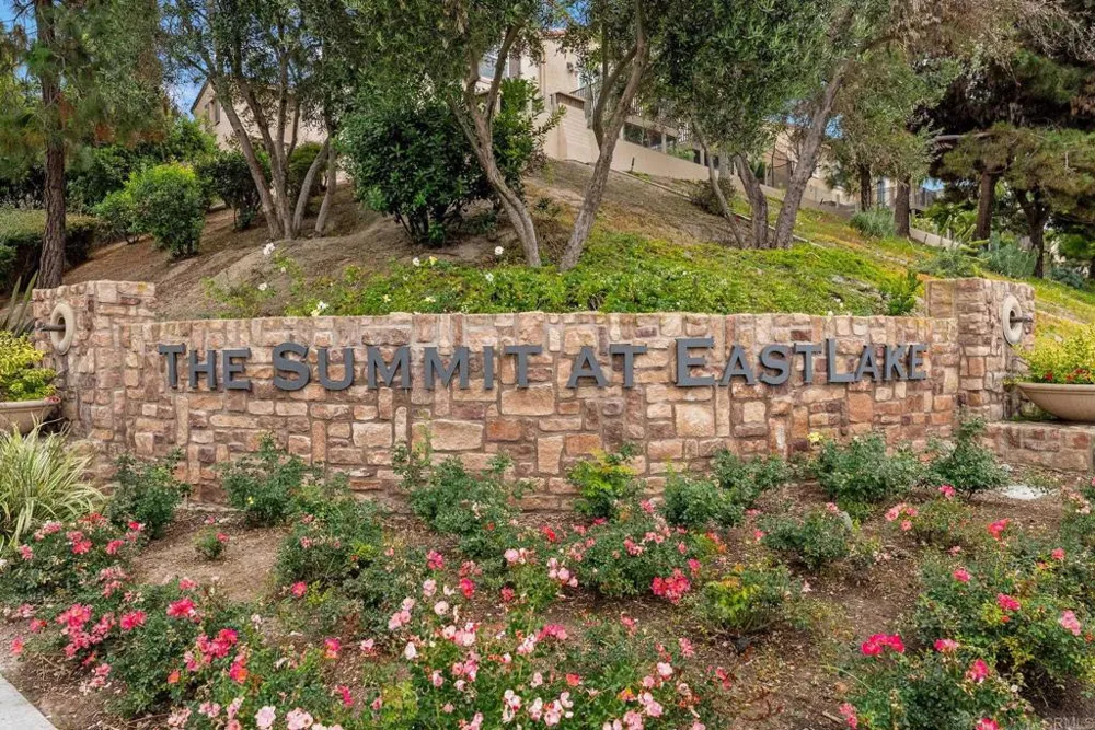 1347 Caminito Agostino #2 Chula Vista, CA 91915