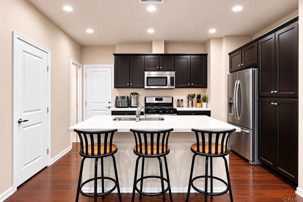 1347 Caminito Agostino #2 Chula Vista, CA 91915