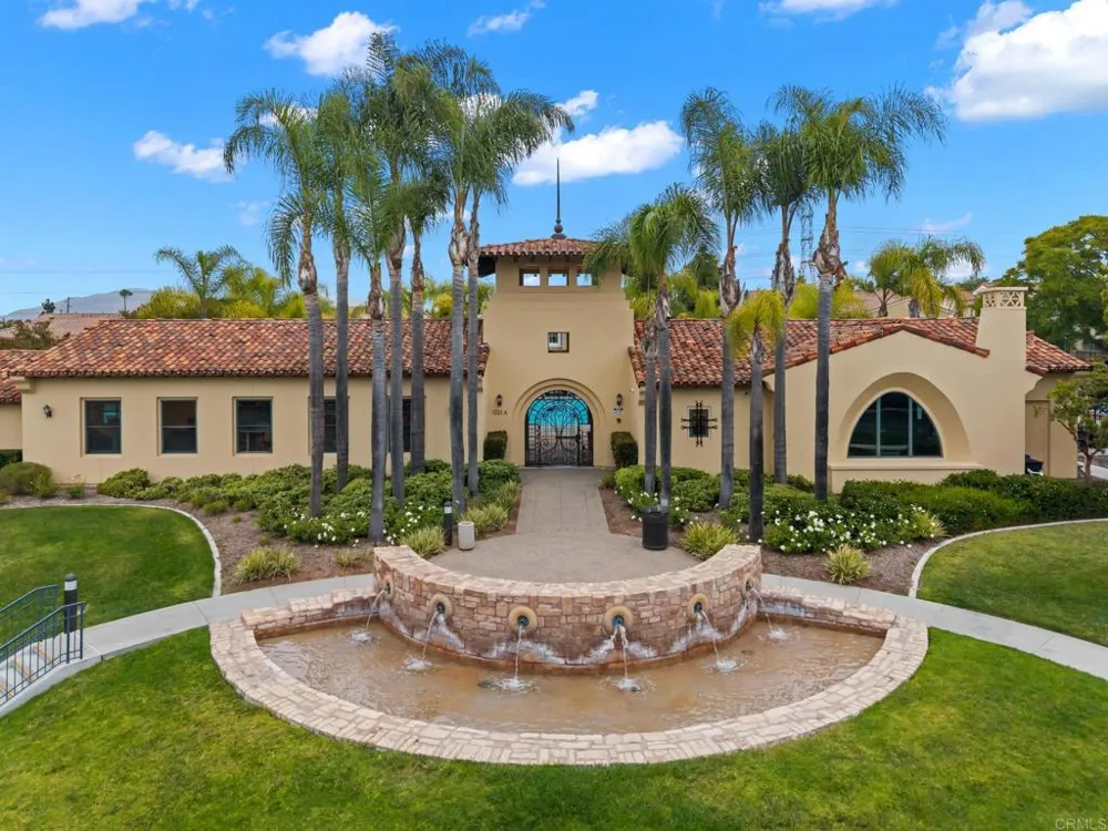 1347 Caminito Agostino #2 Chula Vista, CA 91915