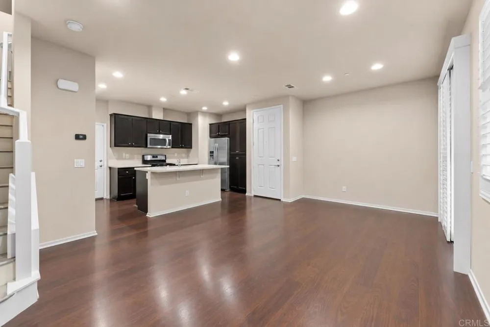 1347 Caminito Agostino #2 Chula Vista, CA 91915