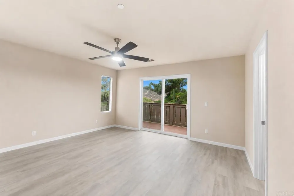 1347 Caminito Agostino #2 Chula Vista, CA 91915