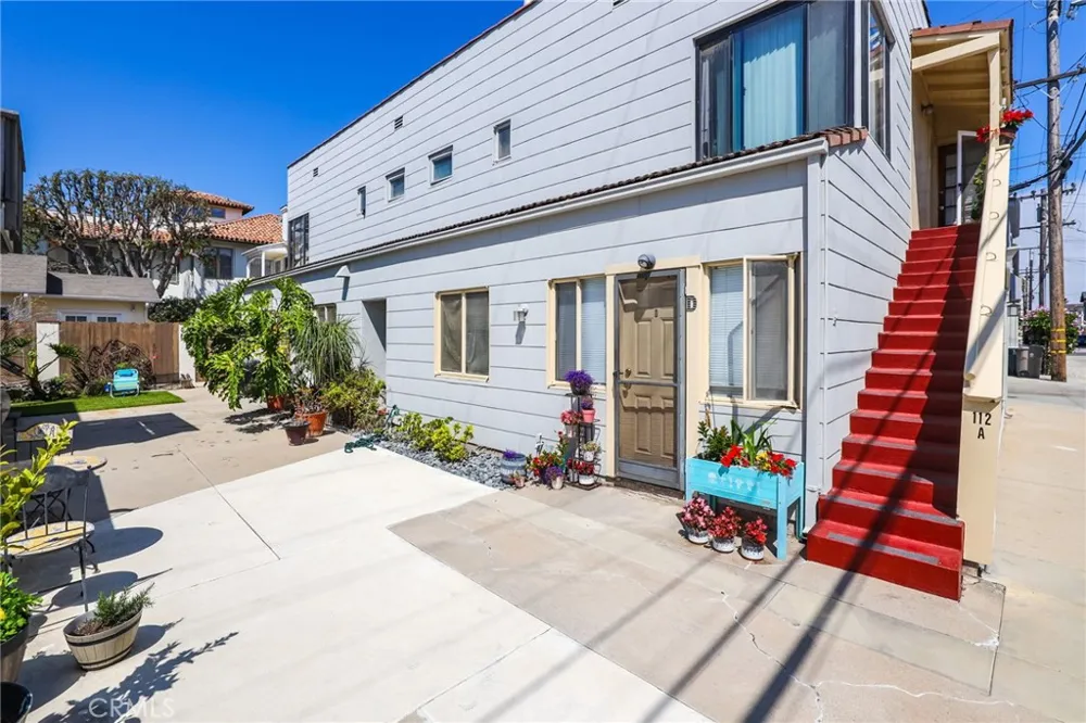 114 4th street Seal Beach, CA 90740