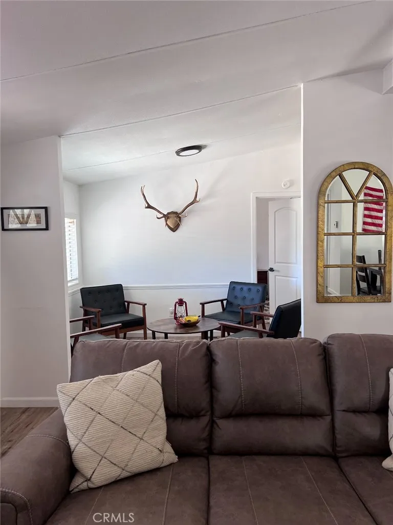63 Hawes Ct Wofford Heights, CA 93285