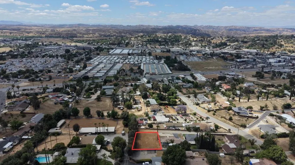 31812 Hutto Lane Yucaipa, CA 92399