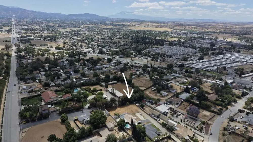 31812 Hutto Lane Yucaipa, CA 92399