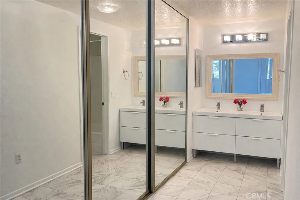 2456 Pleasant Way #A Thousand Oaks, CA 91362