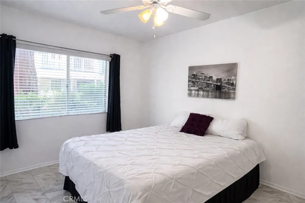 2456 Pleasant Way #A Thousand Oaks, CA 91362