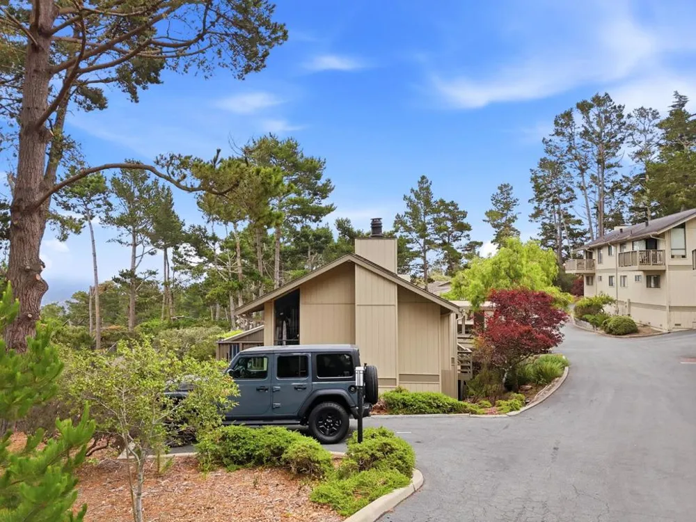 70 Forest Ridge Road #1 Monterey, CA 93940