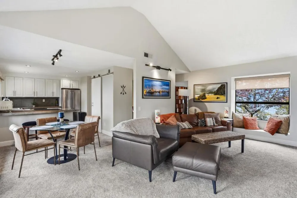 70 Forest Ridge Road #1 Monterey, CA 93940