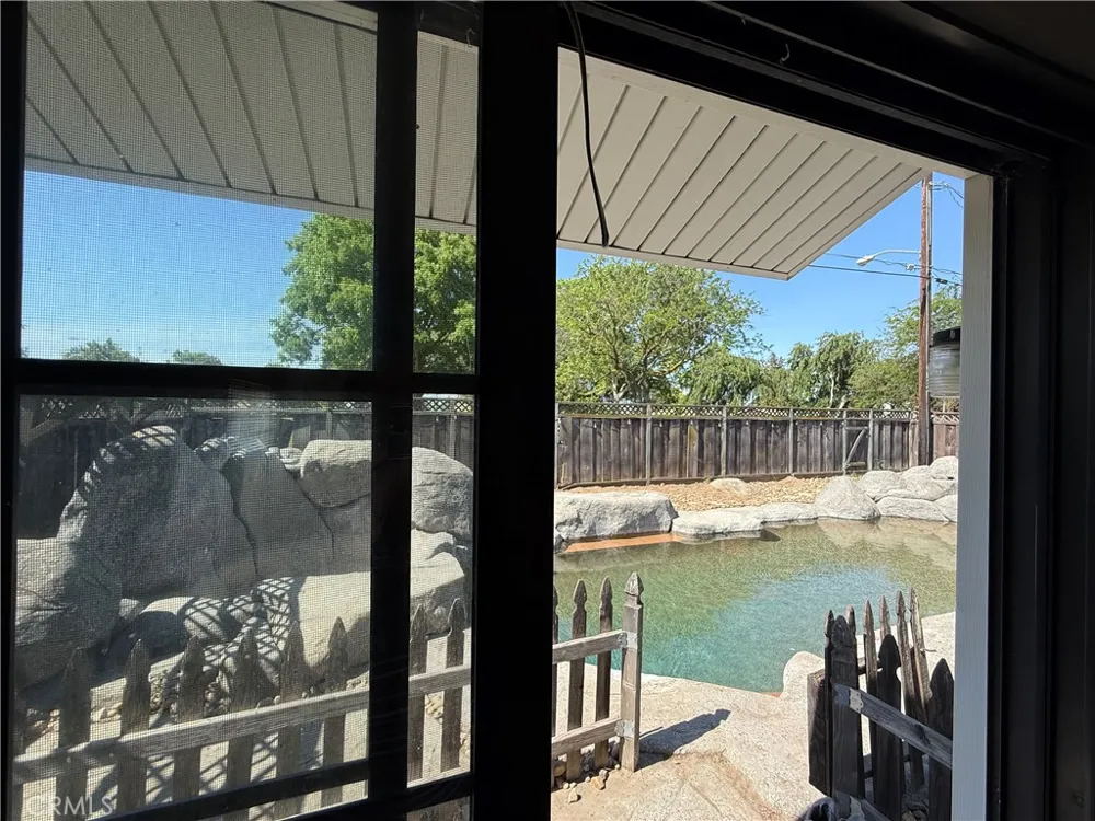 1064 Tioga Manteca, CA 95337