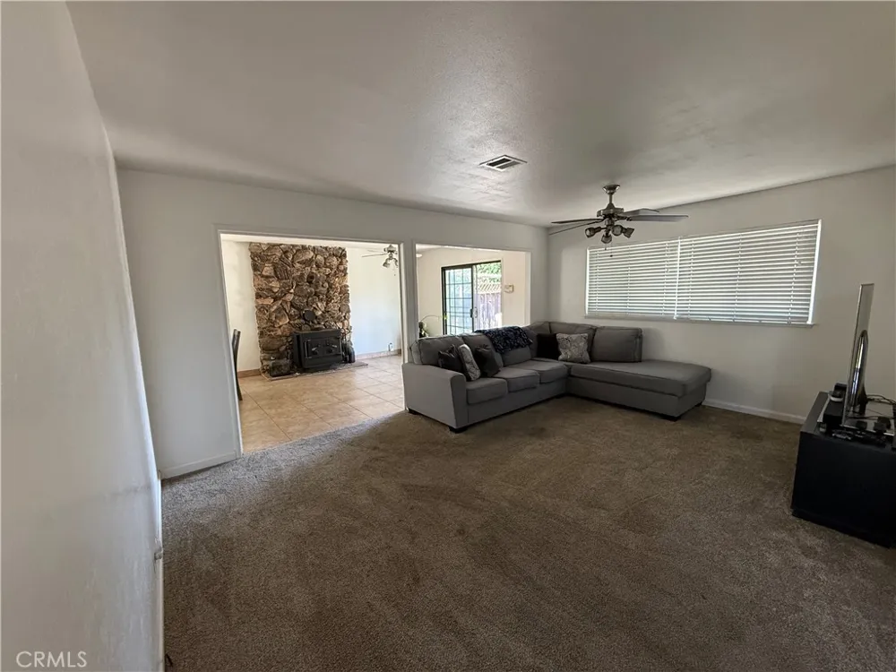 1064 Tioga Manteca, CA 95337