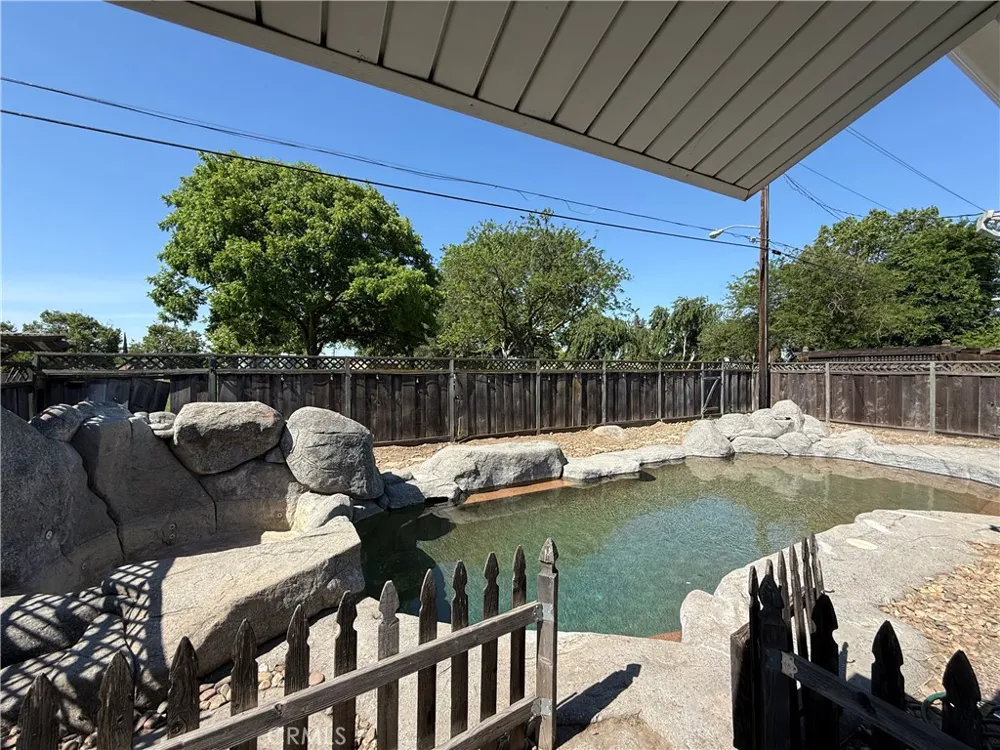 1064 Tioga Manteca, CA 95337
