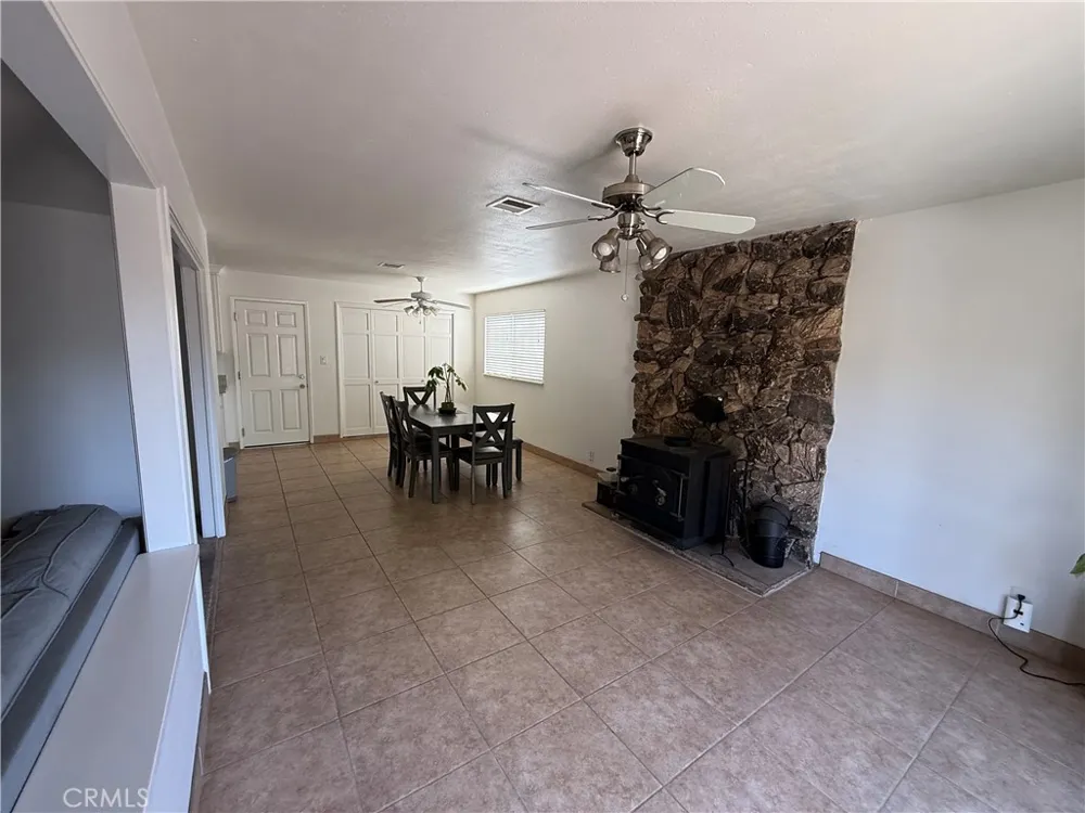 1064 Tioga Manteca, CA 95337