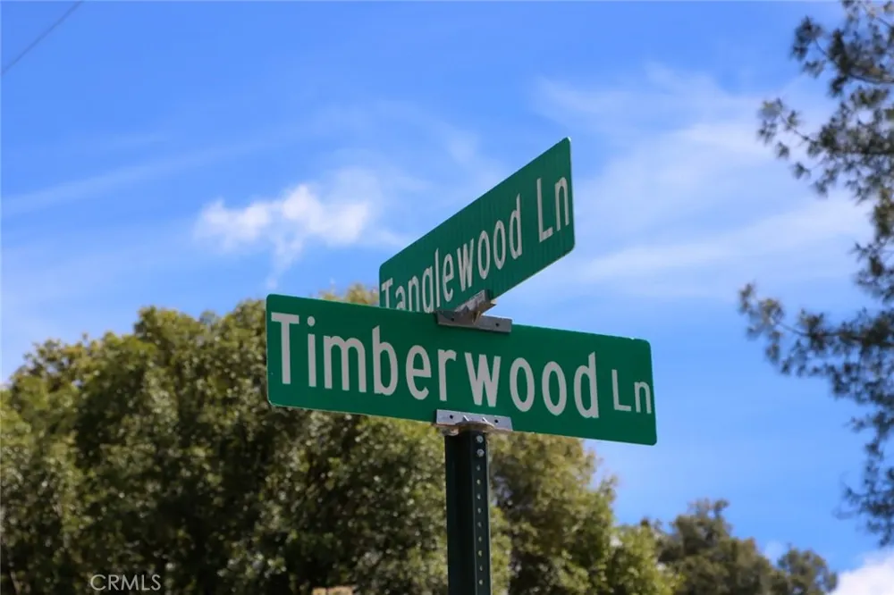 8 Timberwood Lane Oakhurst, CA 93644