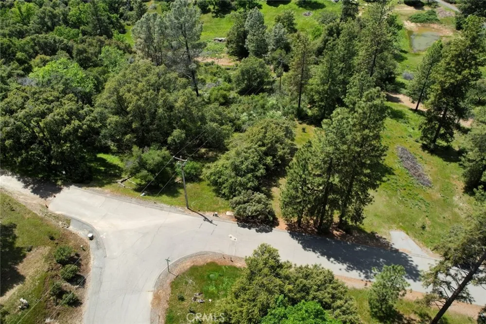 8 Timberwood Lane Oakhurst, CA 93644