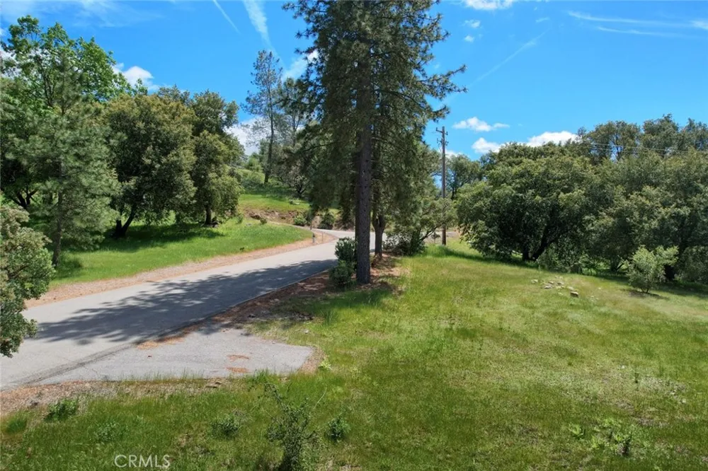 8 Timberwood Lane Oakhurst, CA 93644