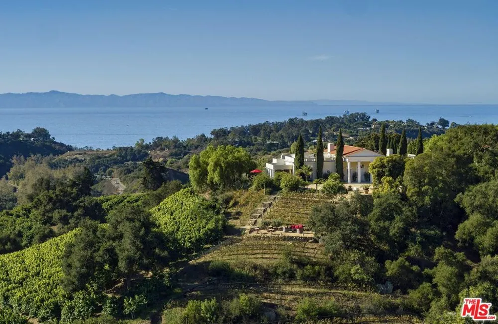 7200 Casitas Pass Road Carpinteria, CA 93013