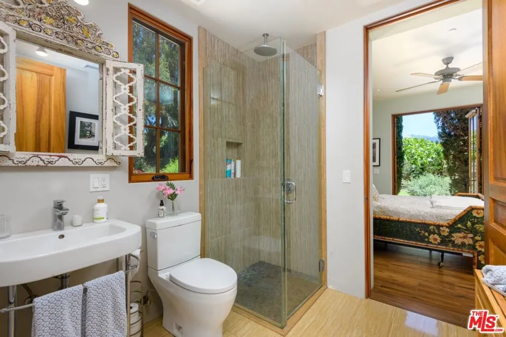 7200 Casitas Pass Road Carpinteria, CA 93013