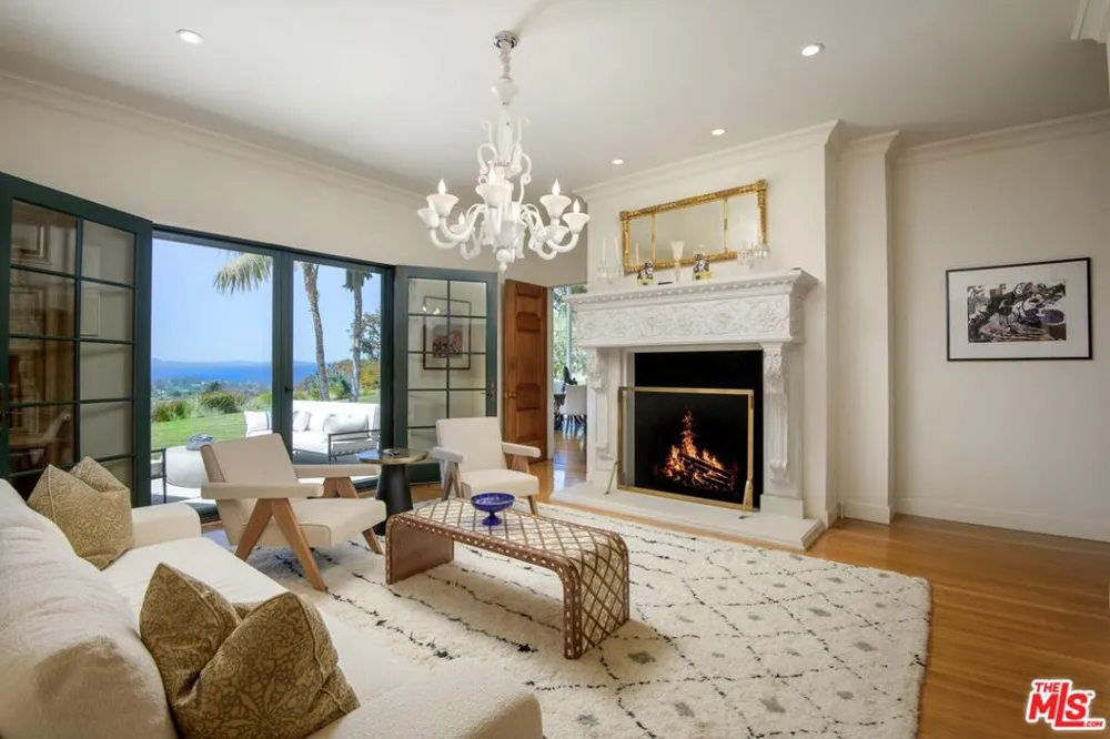 7200 Casitas Pass Road Carpinteria, CA 93013