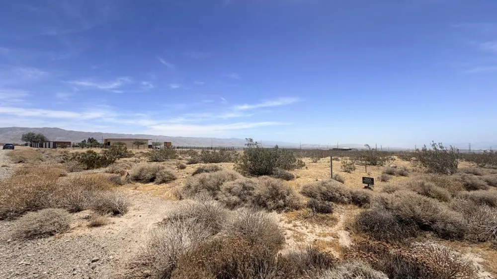 61823 Crest Street Desert Hot Springs, CA 92240