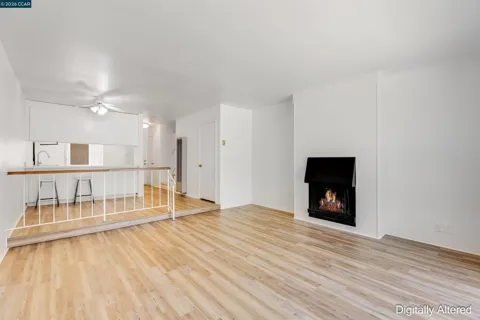 1731 Ellis St #16