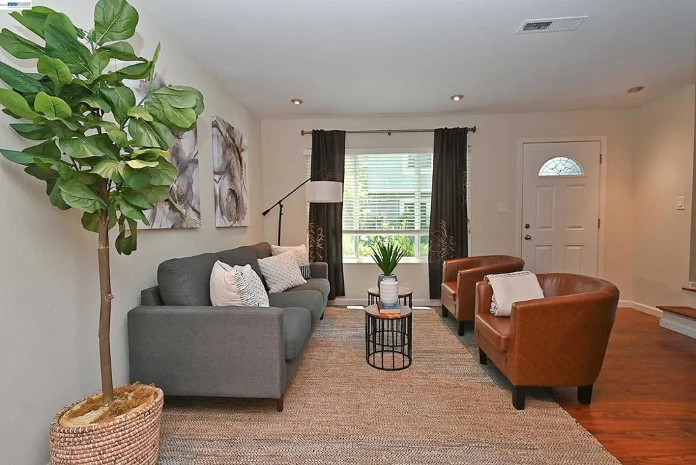 4408 Comanche Way Pleasanton, CA 94588