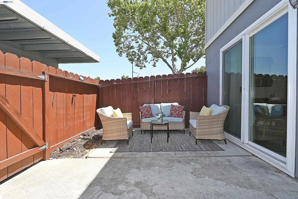 4408 Comanche Way Pleasanton, CA 94588