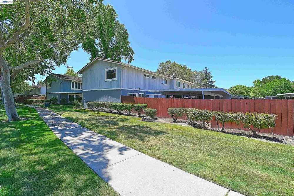 4408 Comanche Way Pleasanton, CA 94588