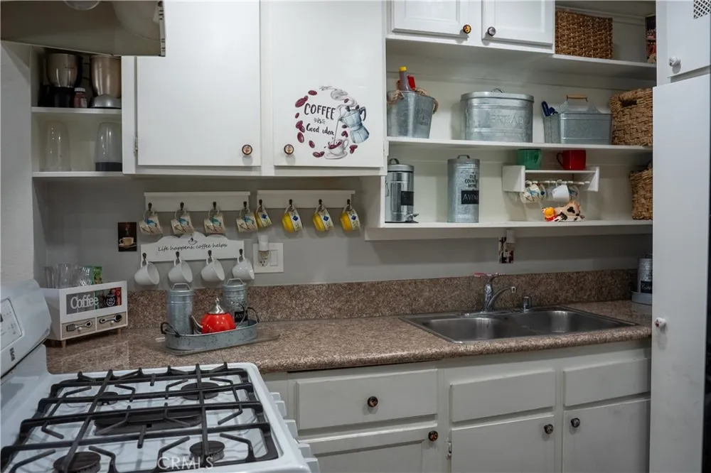 1192 Mitchell #3 Tustin, CA 92780