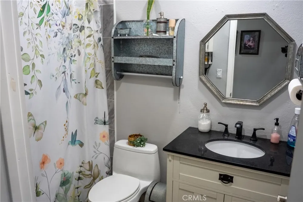 1192 Mitchell #3 Tustin, CA 92780