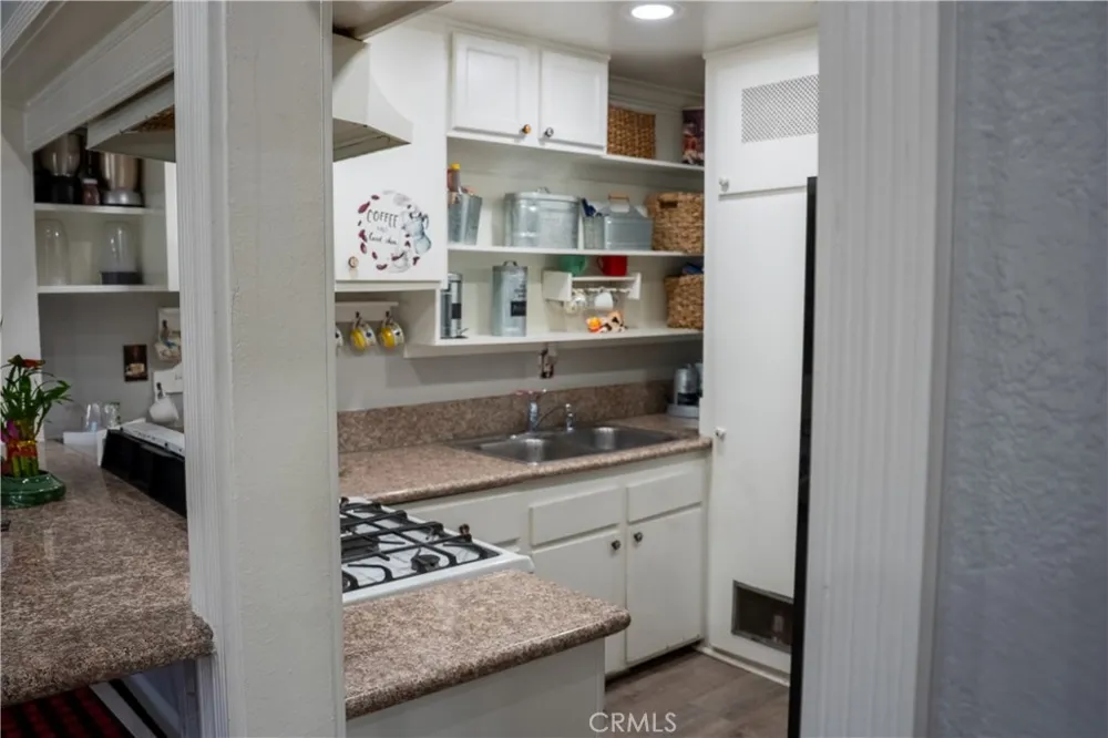 1192 Mitchell #3 Tustin, CA 92780