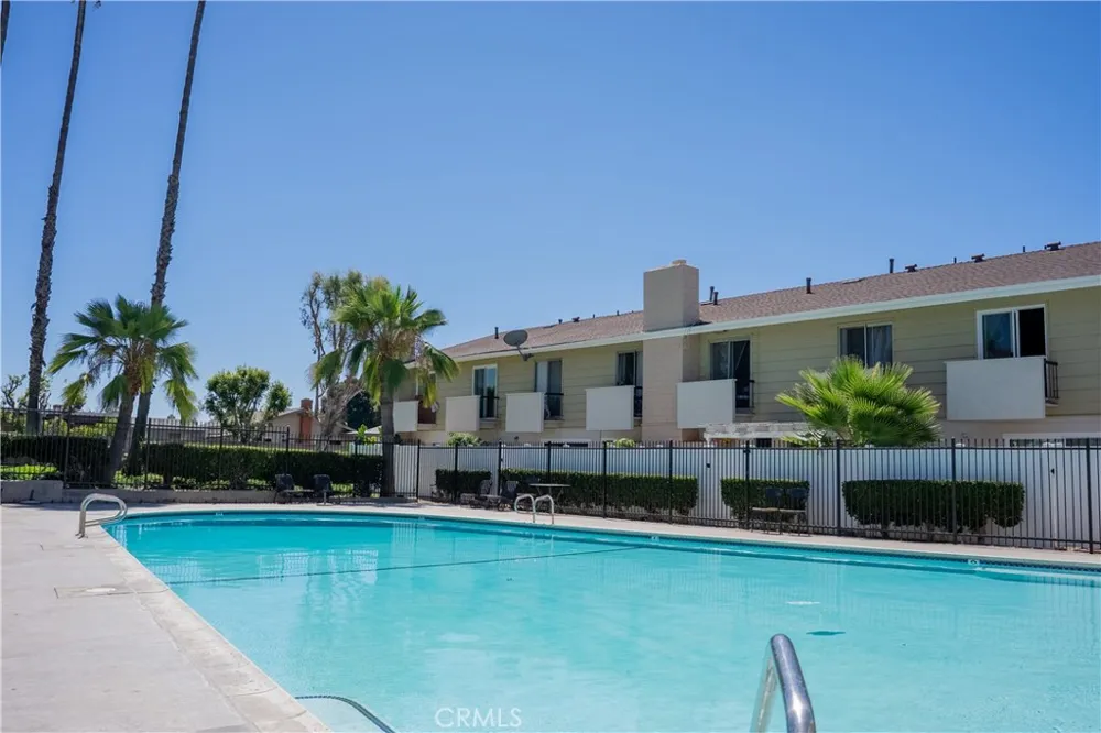 1192 Mitchell #3 Tustin, CA 92780