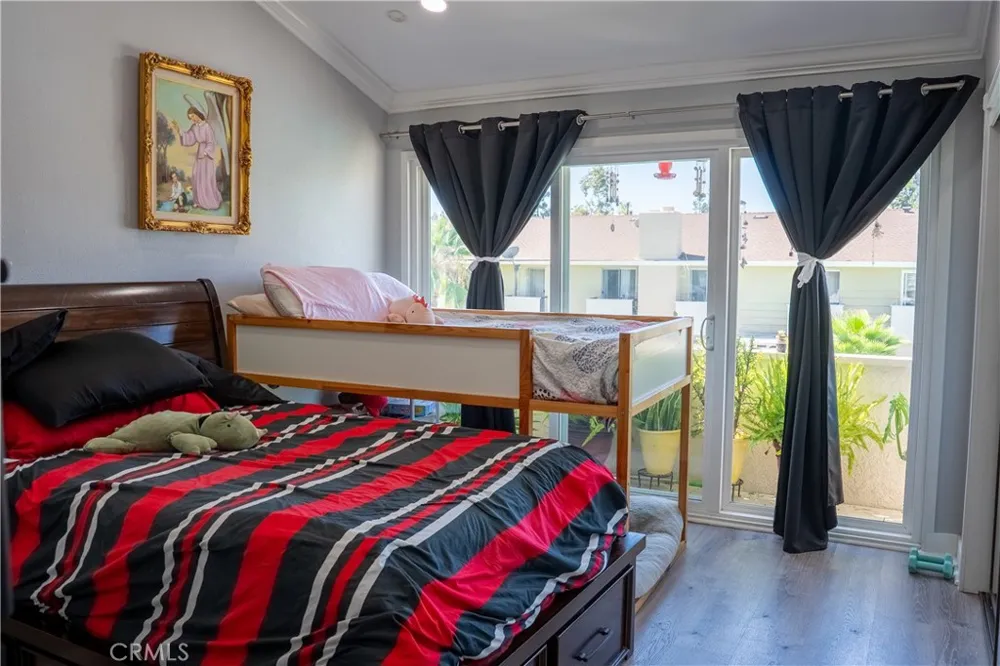1192 Mitchell #3 Tustin, CA 92780