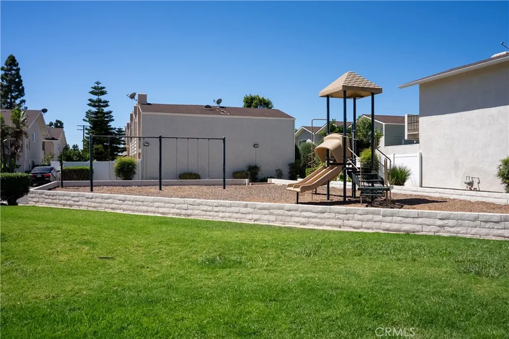 1192 Mitchell #3 Tustin, CA 92780