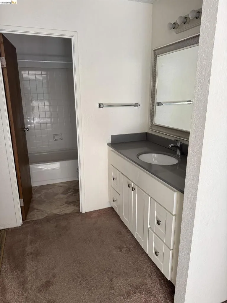 555 Pierce St #536 Albany, CA 94706
